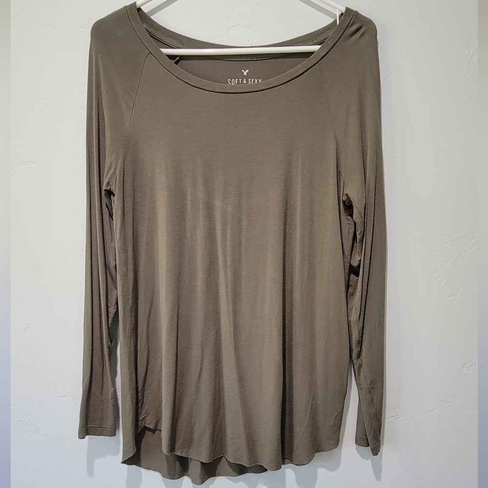 Women's long sleeve tshirt